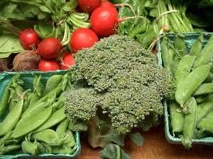 Accidental Locavore Broccoli, Radishes and Peas