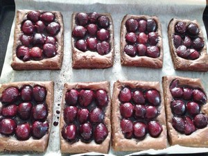 Accidental Locavore Chocolate Cherry Tarts