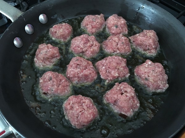 Accidental Locavore Frying Meatballs