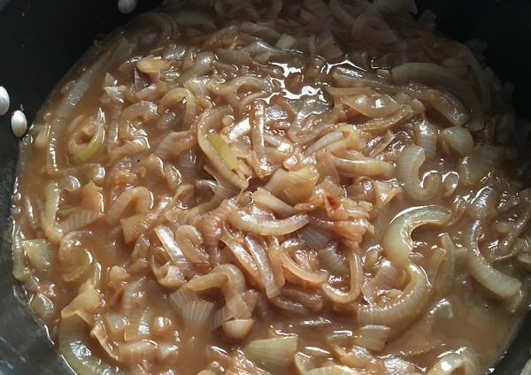 Accidental Locavore Stewing Onions